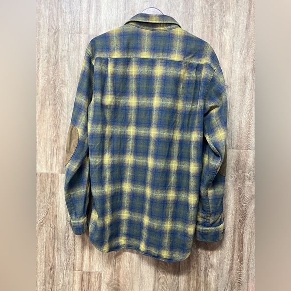Pendleton Men's Elbow-Patch Wool Trail Shirt in a Yellow and Blue Plaid - Picture 2 of 8